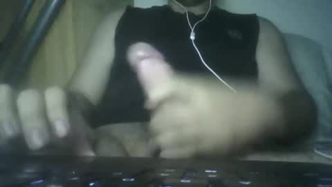 Snapshot of leoonel_95 chatting on November 17, 2025, 2:34 pm leoonel_95 online show from November 17, 2025, 2:34 pm