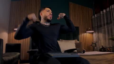 Leo Salvatore online show from February 7, 2025, 3:34 am