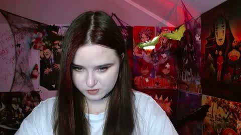 little secret online show from October 7, 2025, 7:11 pm