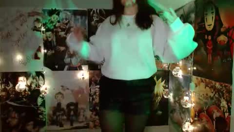 little secret online show from December 1, 2025, 7:08 pm