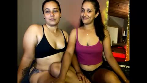 lesbiancouplebrazil2025 online show from February 23, 2026, 6:16 pm