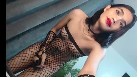 Snapshot of lesi_trisha chatting on February 23, 2025, 5:50 pm Trisha18 online show from February 23, 2025, 5:50 pm