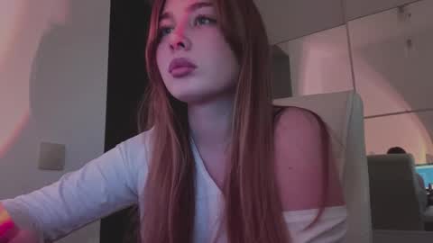 Lora online show from March 12, 2026, 3:18 pm