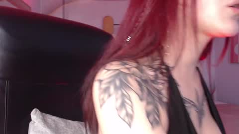 Less  online show from December 29, 2024, 2:52 pm