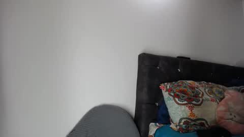 Snapshot of lessliee chatting on December 5, 2024, 2:55 pm lessliee online show from December 5, 2024, 2:55 pm