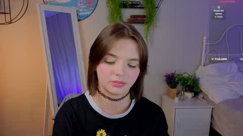 letoria_notley online show from May 20, 2026, 9:32 pm