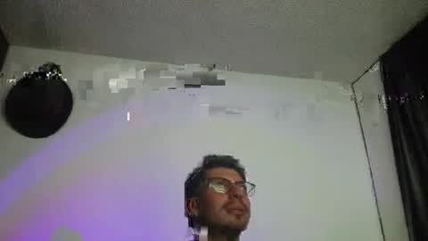 Torres online show from April 9, 2026, 3:39 am