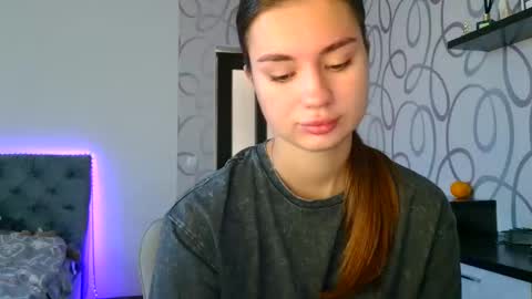 Snapshot of lette_emily chatting on October 16, 2025, 6:14 am Emily online show from October 16, 2025, 6:14 am