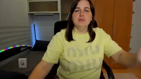 Naomi online show from July 17, 2026, 6:09 am
