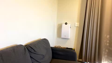 lilithgaze online show from December 2, 2025, 6:19 am