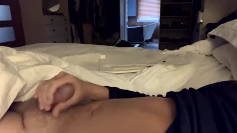 Snapshot of levec7 chatting on December 28, 2024, 1:38 pm levec7 online show from December 28, 2024, 1:38 pm