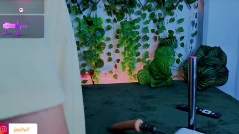 Levi  online show from October 3, 2025, 2:36 pm