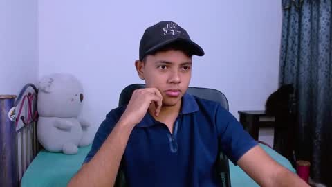      0600AM-1200PM - online show from November 20, 2025, 4:23 am