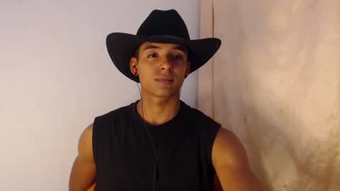 Snapshot of lewis_ly chatting on July 12, 2026, 4:42 pm i am lewis ly EDUARDO MEMDOZA15 online show from July 12, 2026, 4:42 pm