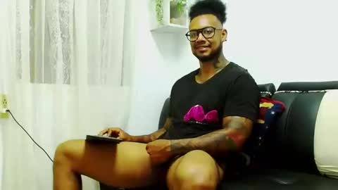 Lewis Strong online show from December 19, 2024, 7:51 pm