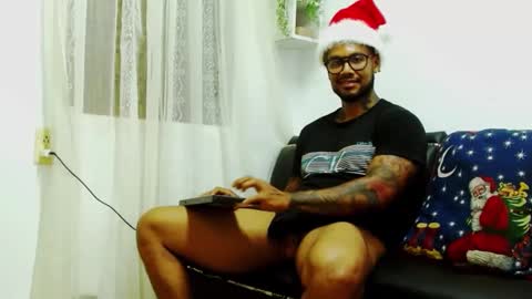 Lewis Strong online show from December 25, 2024, 12:05 am