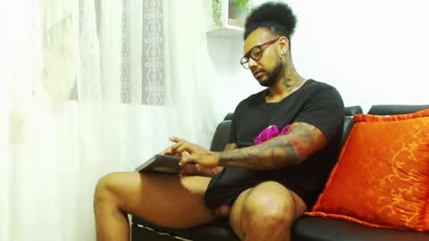 Lewis Strong online show from January 25, 2025, 11:02 am