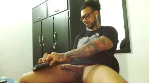 Lewis Strong online show from September 15, 2025, 6:41 pm