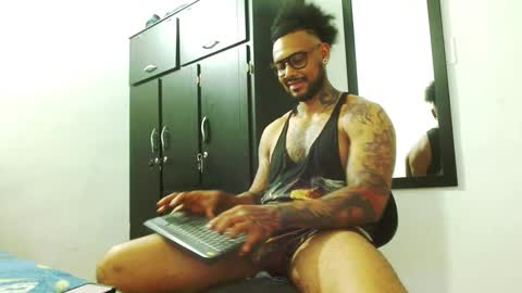 Lewis Strong online show from September 20, 2025, 10:33 pm