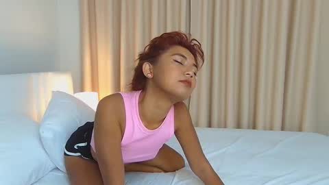 Snapshot of lexa_raven chatting on February 27, 2026, 9:37 pm Lexa Raven online show from February 27, 2026, 9:37 pm