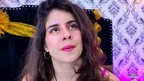 LexaDeRuso online show from December 18, 2025, 8:37 pm