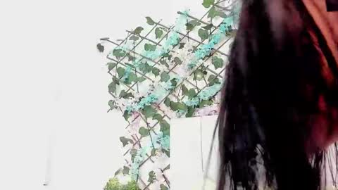 Gabrielle online show from October 1, 2025, 10:32 am