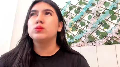 Gabrielle online show from October 18, 2025, 10:27 am