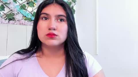 Gabrielle online show from December 4, 2025, 10:46 am