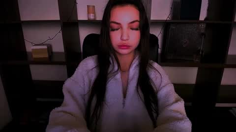 Alexia online show from December 27, 2024, 11:39 am