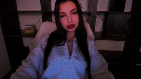 Alexia online show from January 4, 2025, 1:31 pm