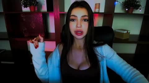 Alexia online show from March 11, 2025, 1:12 pm