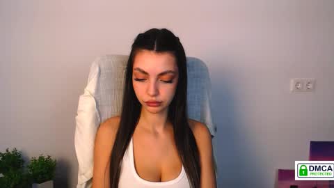 Alexia online show from September 13, 2025, 12:05 pm