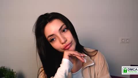 Alexia online show from October 6, 2025, 2:47 pm