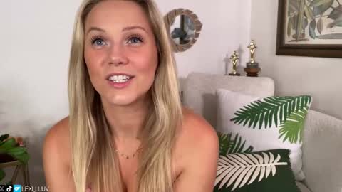 Lexi online show from October 11, 2025, 5:28 am
