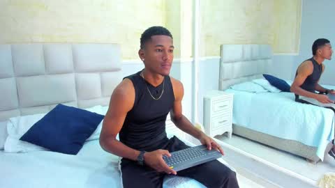 Snapshot of lexianddeker chatting on September 20, 2025, 7:37 pm Lexi  Derek online show from September 20, 2025, 7:37 pm