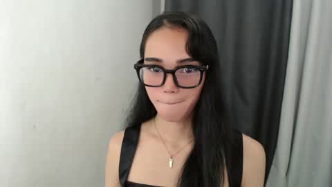 lexibabe_ online show from November 6, 2025, 7:20 am