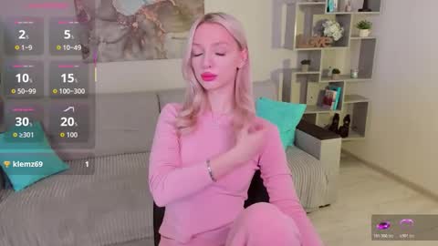 lexieblonde online show from February 4, 2026, 11:16 am