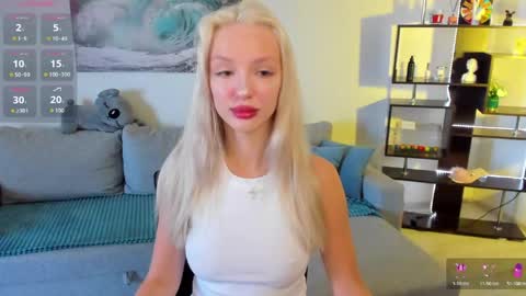 lexieblonde online show from June 8, 2026, 5:30 am