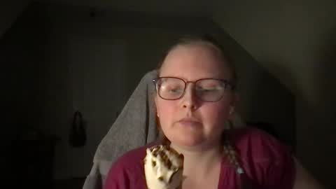 Snapshot of lexielilacs chatting on January 14, 2025, 3:11 am lexie online show from January 14, 2025, 3:11 am