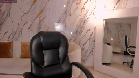 Snapshot of lexiewayne chatting on February 15, 2026, 12:47 pm Lexie online show from February 15, 2026, 12:47 pm