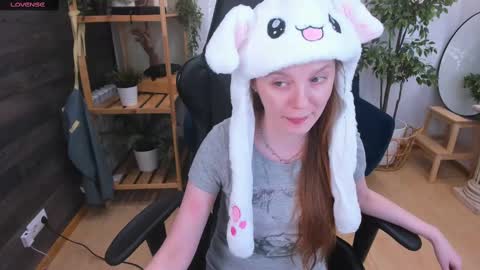 Lexi online show from March 3, 2025, 6:26 am