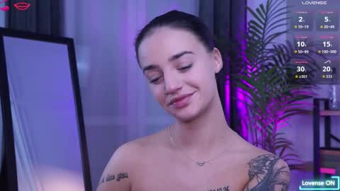 LexiiDarling online show from September 28, 2025, 4:34 pm