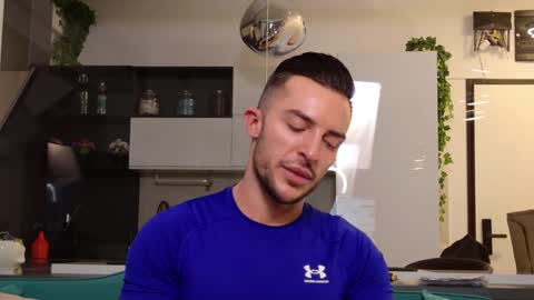 Askme online show from December 5, 2024, 3:39 pm