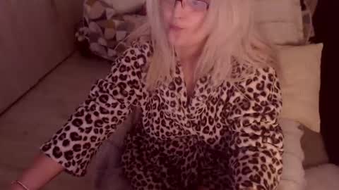 Snapshot of lexxa_blond chatting on March 19, 2026, 4:44 pm Hannah online show from March 19, 2026, 4:44 pm
