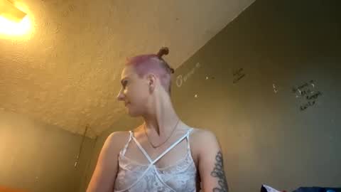 lexxndemm online show from December 16, 2024, 9:20 pm