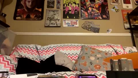 lexxndemm online show from February 8, 2025, 3:52 am