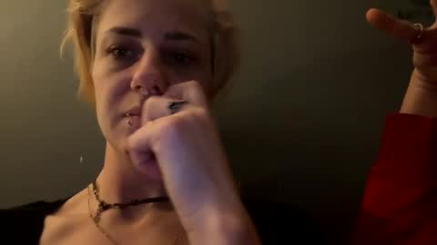 lexxndemm online show from February 8, 2025, 7:04 am