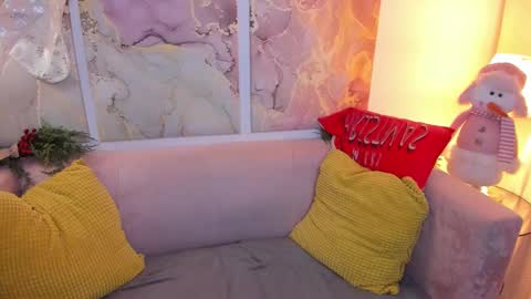 lexxxyone online show from December 14, 2024, 5:14 pm