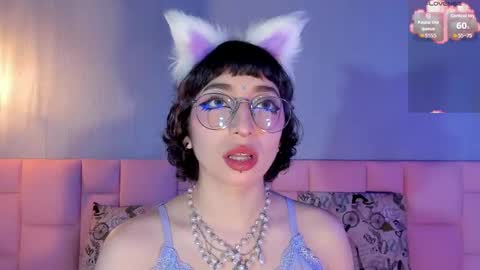 Lexy online show from November 17, 2025, 3:07 pm