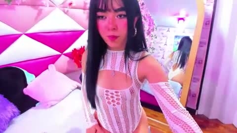 lexy_petite_ online show from May 26, 2026, 11:34 pm